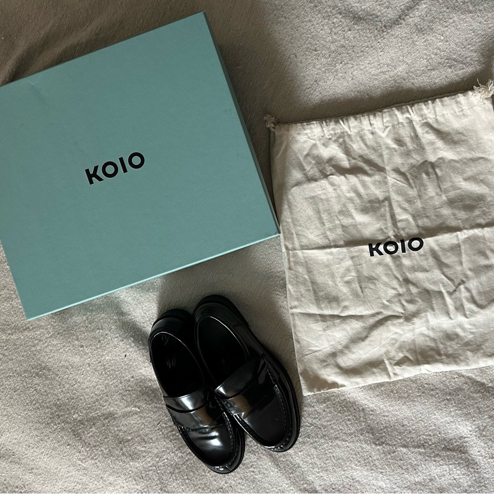 KOIO Black Patent Leather Chunky Loafers with Dust Bag and Box - Sz 7